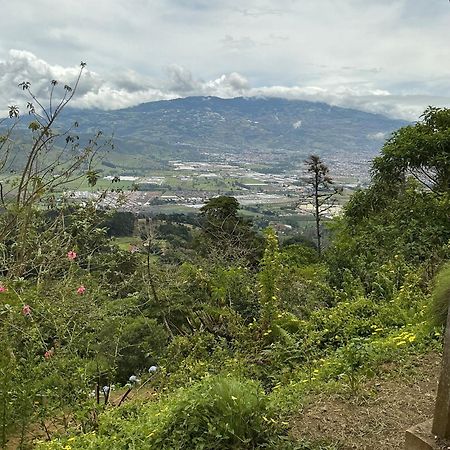 Hotel Vistas Del Cielo カルタゴ エクステリア 写真